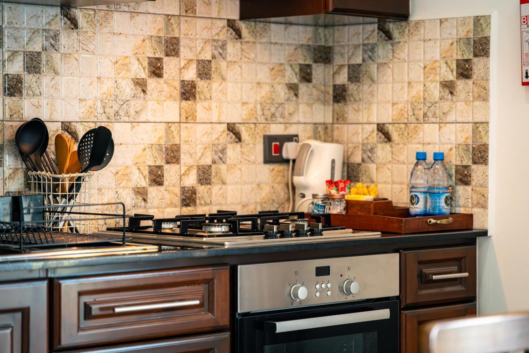 D'Offay Seaview Apartments بو فالون المظهر الخارجي الصورة